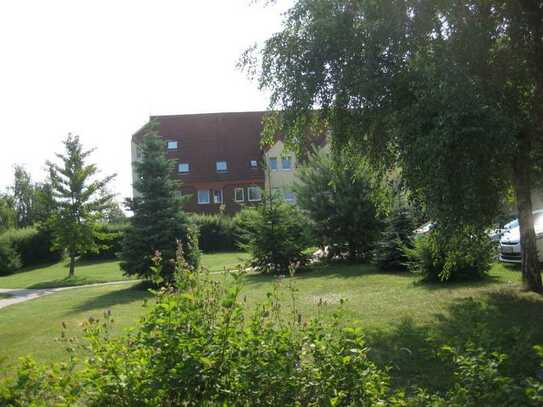 Schöne 4-Zimmer-Wohnung im Erdgeschoss mit Terrasse