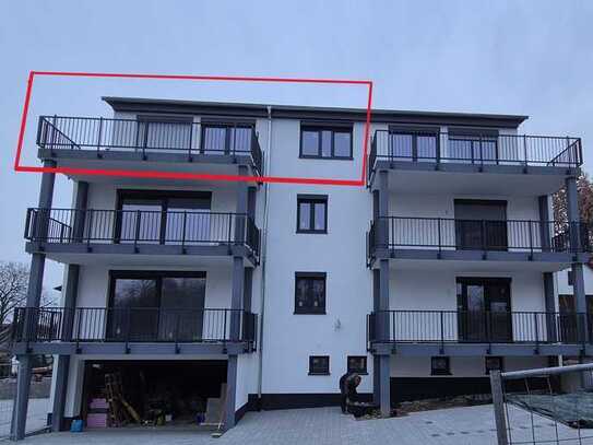 Erstbezug mit Balkon: Exklusive 3-Raum-DG-Wohnung mit gehobener Innenausstattung in Heppenheim