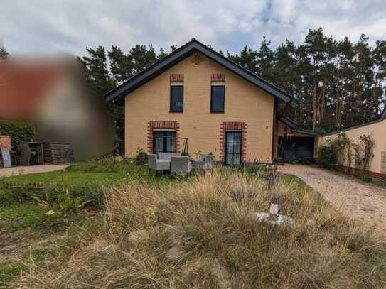 ***Provisionsfrei: Charmantes Einfamilienhaus in wunderbarer Naturlage***