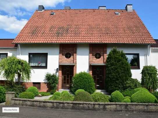 Provisionsfrei Reihenmittelhaus in 28239 Bremen, Wischhusenstr.