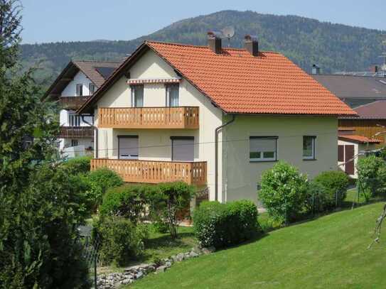 Einfamilienhaus am Ortsrand in absolut ruhiger und bevorzugter Wohnlage Nähe Schloss Egg