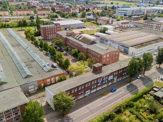 Flexbay Magdeburg: Space neu gedacht -Büros, Studios, Ateliers und Werkstätten