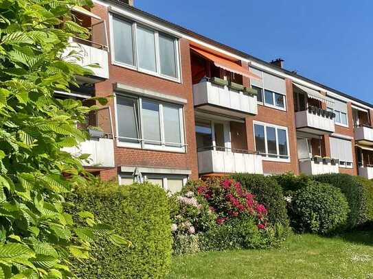 Ruhige leerstehende 4-Zimmer-Wohnung mit Südbalkon inkl. Garage in Seevetal