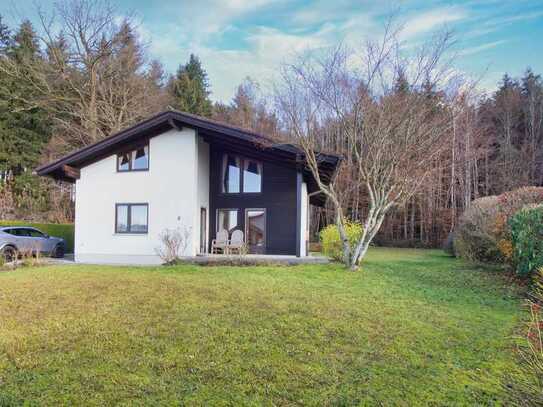 Landhaus in Grabenstätt-Winkl mit großem Garten in sonniger Wohnlage - 5km an Chiemsee