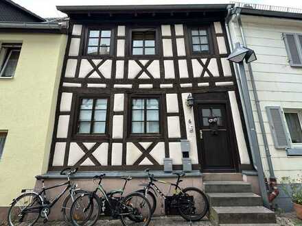 Kapitalanlage! 3-Parteienhaus mit kleinen Wohneinheiten in der Schriesheimer Altstadt