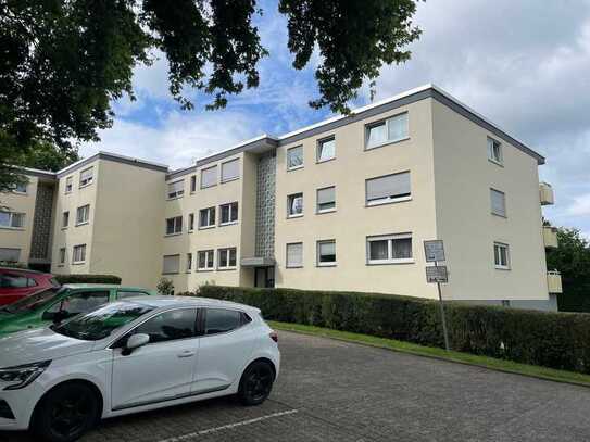 3 1/2-Räume mit großem Balkon - bequem im Hochparterre