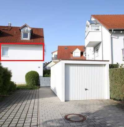 Charmante Zwei-Zimmer-Wohnung mit Balkon, Einbauküche und Einzelgarage in Unterbrunnenreuth