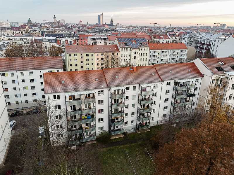 Großer Südbalkon mit Dreizimmerwohnung