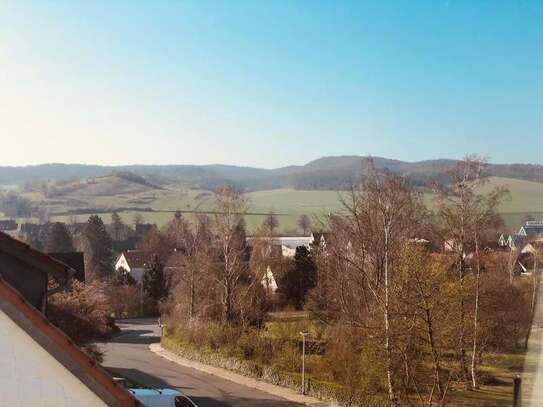 Schöne 1 Zimmer Wohnung im Dachgeschoss