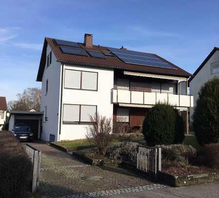 Gepflegte 3-Raum-Dachgeschosswohnung mit Balkon und Einbauküche in Bietigheim-Bissingen