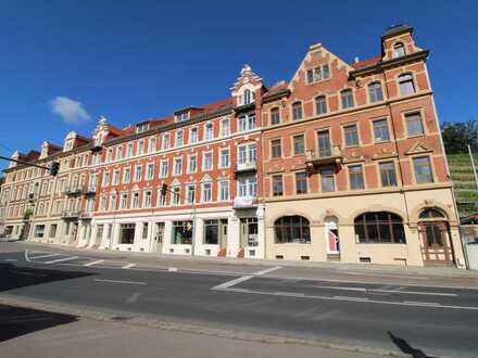 Wunderschöne 4-Raum-DG-Wohnung mit Balkon und Aufzug im Palais am Steinberg