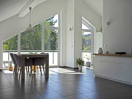 5-Raum-Wohnung m. 2 Balkonen, Einbauküche, Sauna & 2 Garagen am Schmölderp.