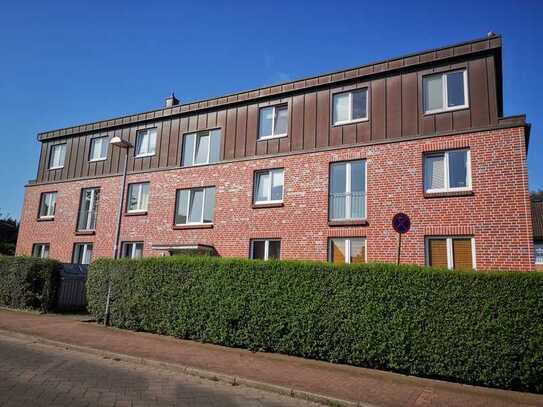 4-Zimmer-Erdgeschoss-Wohnung mit Terrasse und kleinem Garten in guter Wohnlage von Wedel