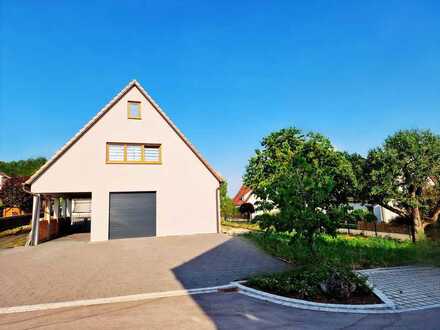 DRINGEND VERKAUFE FREISTEHENDES EINFAMILIENHAUS!