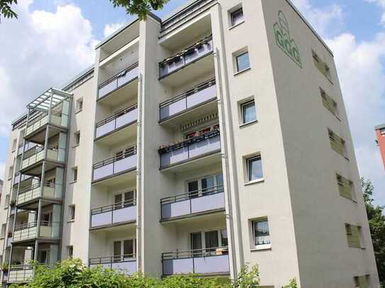 1-Raum-Wohnung mit Balkon und Dusche