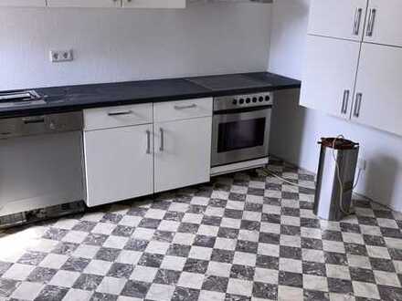 Große 2 Zimmer Wohnung in zentraler Lage