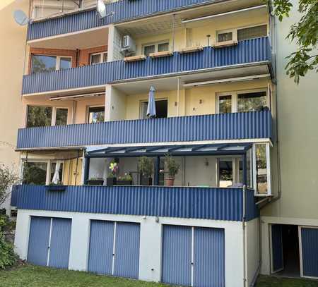 + Uninähe + 4 Zi. Whg. mit Balkon u. Einbauküche +