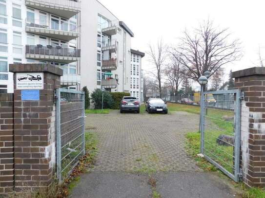 Stellplatz im Freien (ohne Überdachung) neu zu vermieten