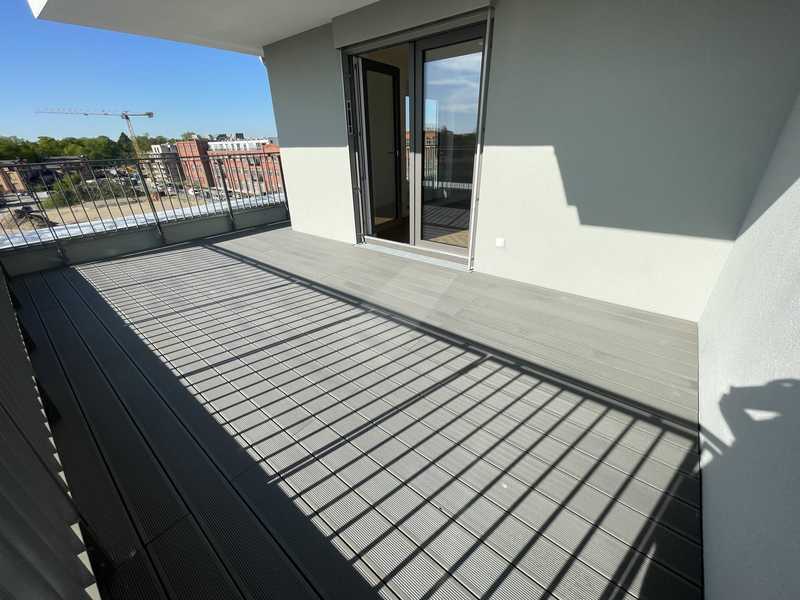 Grüner Rückzugsort in der Wasserstadt – 2-Zimmer mit großer Dachterrasse & EBK