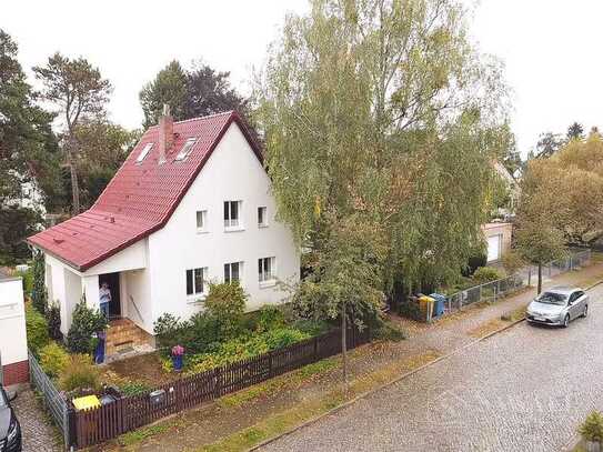 Idyllisches Einfamilienhaus mit zauberhaftem Garten im Musiker Viertel von Potsdam Babelsberg