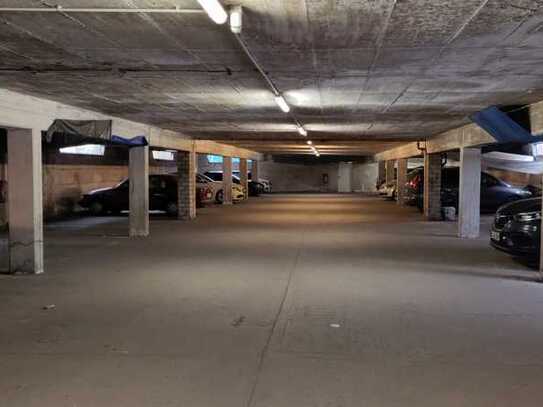 Tiefgaragenstellplatz frei ab 01.11.2024