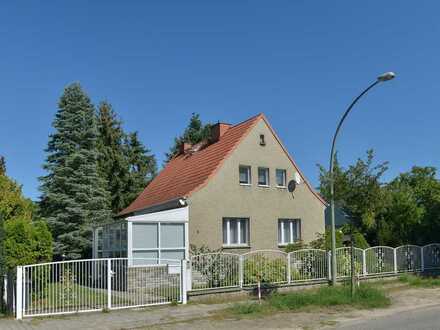 Gemütliches Haus auf 899 m² großem Grundstück, teilbar und zusätzlich bebaubar