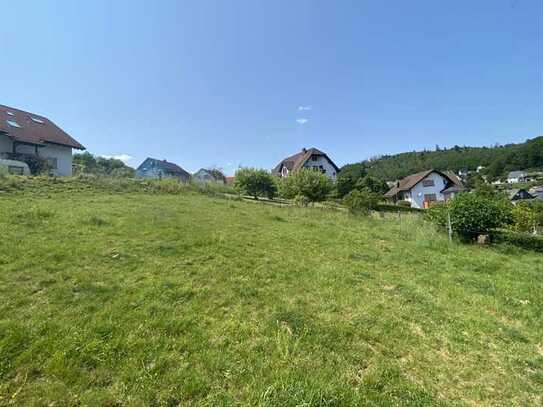 Sonniges Baugrundstück in herrlicher Ortsrandlage