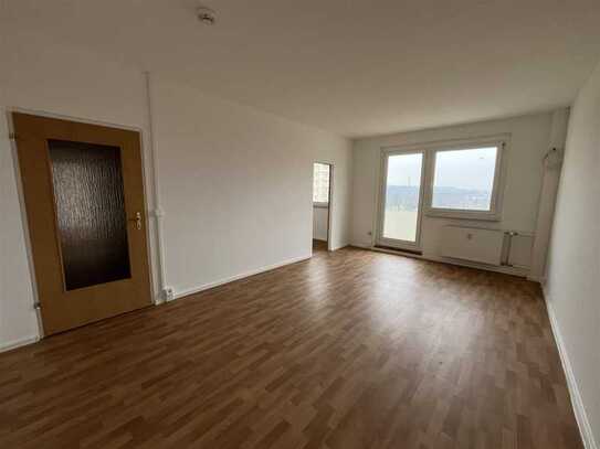 Traumhafte Aussicht vom Sonnenbalkon! Frisch saniert!
