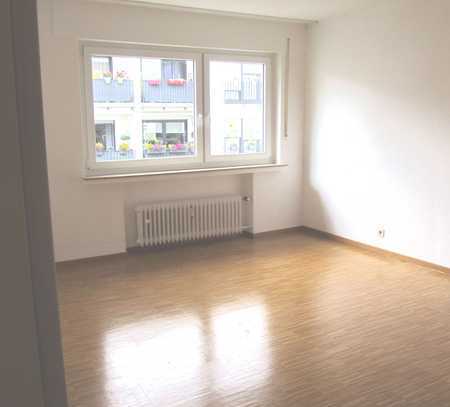 Alfter Zentrum, Knipsgasse, helle 3 ZKDB Wohnung mit Südbalkon