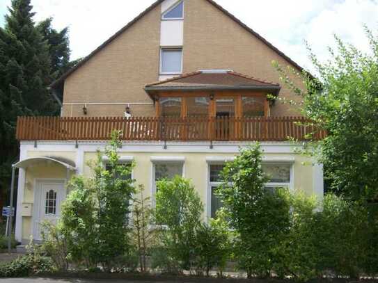 4-Zimmer-Dachgeschosswohnung mit EBK in Göttingen-Weende