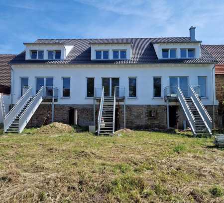 Reihenhaus - Neubau mit unverbaubarem Blick ins Grüne ***PROVISIONSFREI***