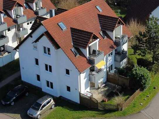 EG Wohnung mit Gartenanteil und Stellplatz