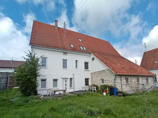 Schönes Landhaus mit viel Platz und Ausbaupotenzial - zusätzliche landwirtschaftliche Flächen mög...