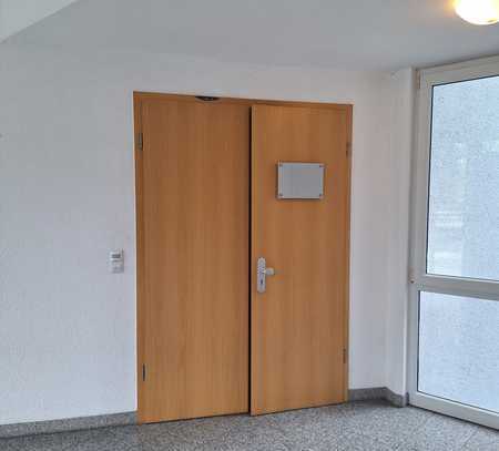 Büro mit 143qm über 2Stockwerke