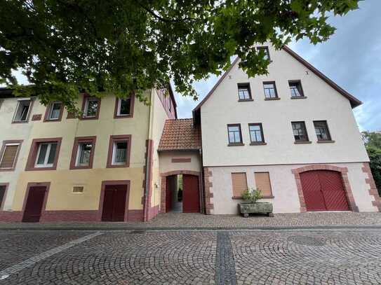 Wohnen in der Nähe der Kinzig - Zweifamilienhaus in zentraler Lage - provisionsfrei -