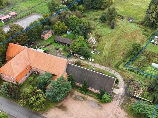 Mehrfamilienhaus mit Stall, Photovoltaikanlage und ca. 2 ha Ackerland