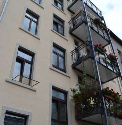 **2 Zi-Altbau Wohnung zu vermieten**