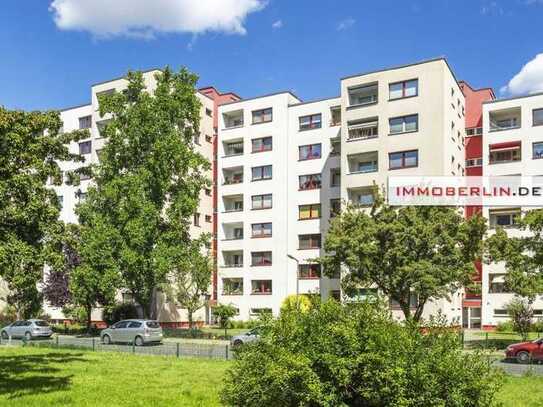 IMMOBERLIN.DE - Angenehme sonnenhelle Wohnung mit Westloggia & Pkw-Stellplatz in behaglicher Lage