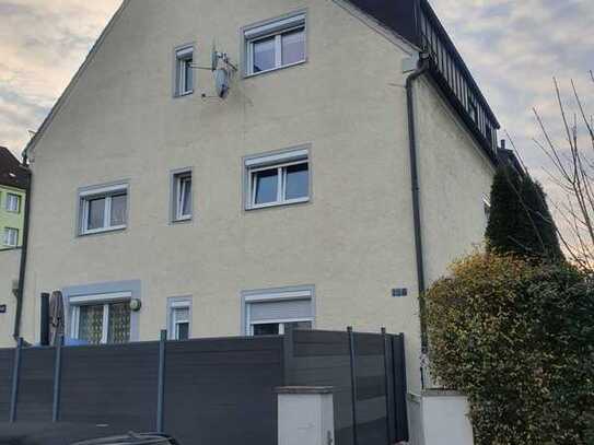 Mehrfamilienhaus mit 3 Wohneinheiten in Nürnberg/Sünderbühl