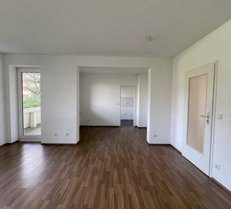 Helle Erdgeschosswohnung im Zentrum von Leichlingen | 77m² | mit Balkon