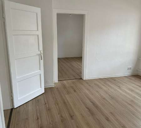 Helle moderne 3 Zimmerwohnung ab sofort frei!