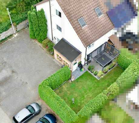 Schönes saniertes Reihenendhaus mit Garten in ruhiger Sackgassenlage