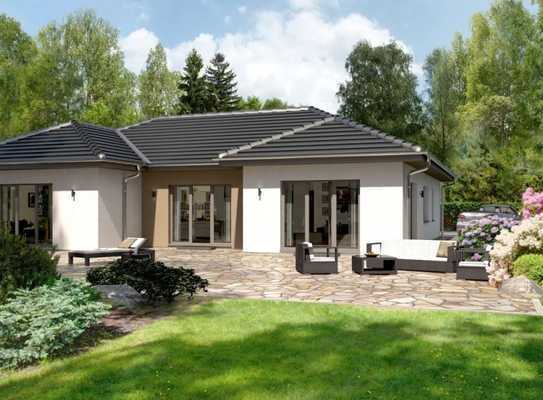 Bungalow in Pivitsheide - inkl. 900 m² Grundstück mit Südausrichtung - Wohnen auf höchstem Niveau!