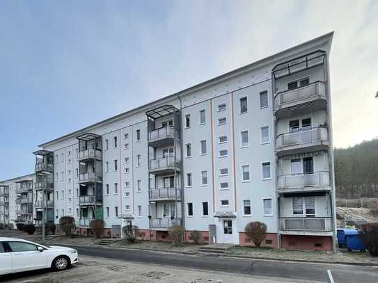 2-Raum-Wohnung mit Balkon in ruhiger Waldrandlage