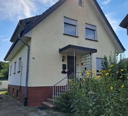 Zweifamilienhaus in Wiedenbrück mit großem Grundstück von privat!