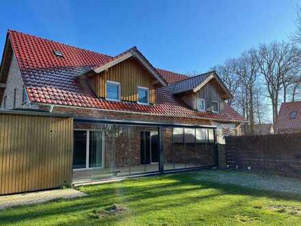 Natur pur und viel Platz - Attraktive, moderne und energiefreundliche DHH in Burgwedel/Oldhorst
