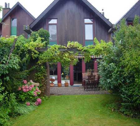 Charmantes Einfamilienhaus in idyllischer Grachtenlage im Grachtenpark Volkardey