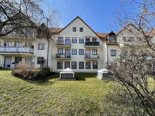 Top Lage in Bannewitz | Helle Dachgeschosswohnung mit 2 Balkonen und TG Stellplatz zum Kauf!