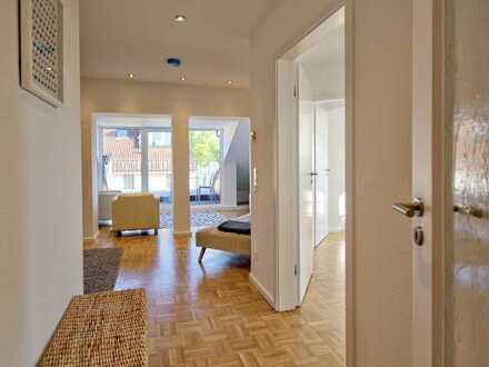 Möblierte und modernisierte 3-Raum-DG-Wohnung mit Balkon in Babelsberg