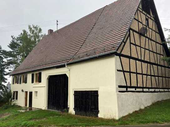 Historisches Bauernhaus mit ehemaliger Schmiede und sehr großem Grundstück - Denkmalschutz